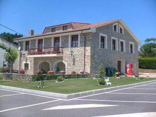 Posada Playa De Langre Лангре Екстериор снимка