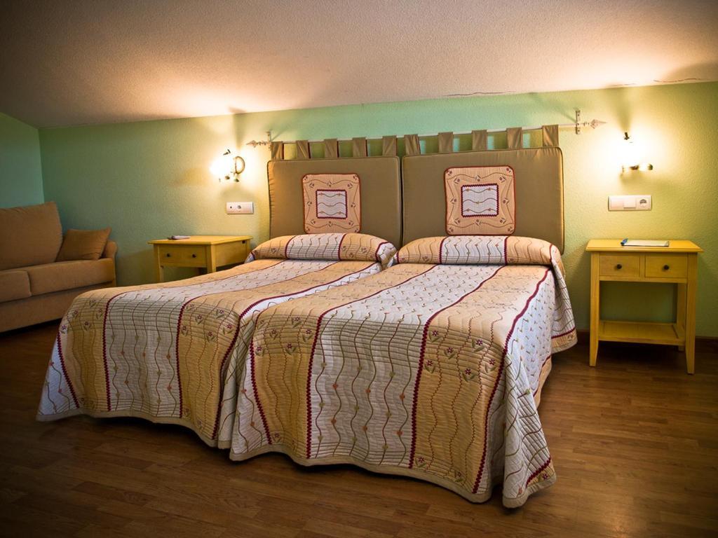 Posada Playa De Langre Лангре Стая снимка